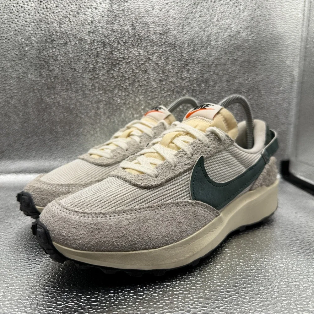 Size 7.5 Nike Waffle Debut Vintage White Green Womens Athletic Shoes DX2931-101